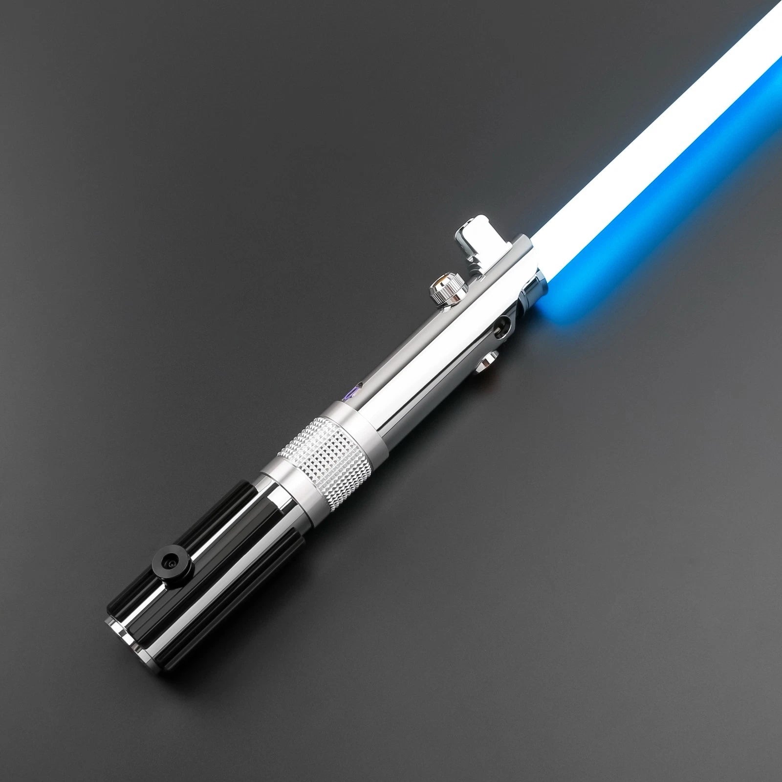 Anakin Skywalker SE lightsaber From TXQ
